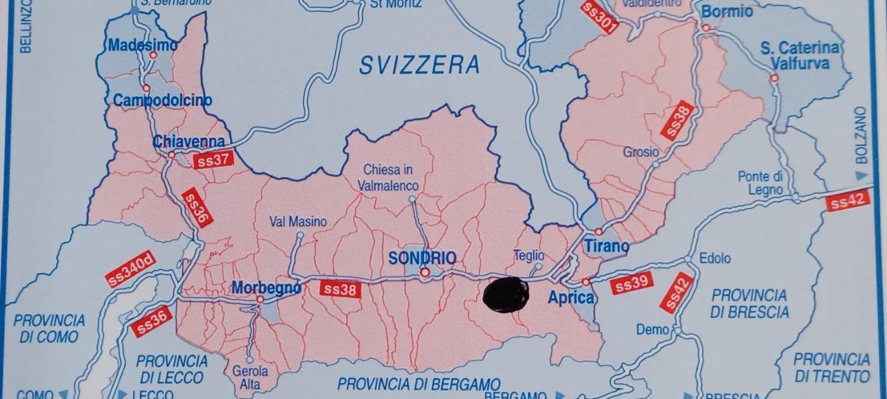 B & B Sentiero Valtellina Castello dell'Acqua المظهر الخارجي الصورة